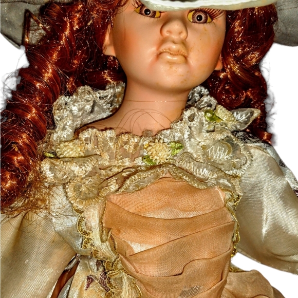 Goldenvale Collector Victorian Porcelain Doll - Picture 3 of 9